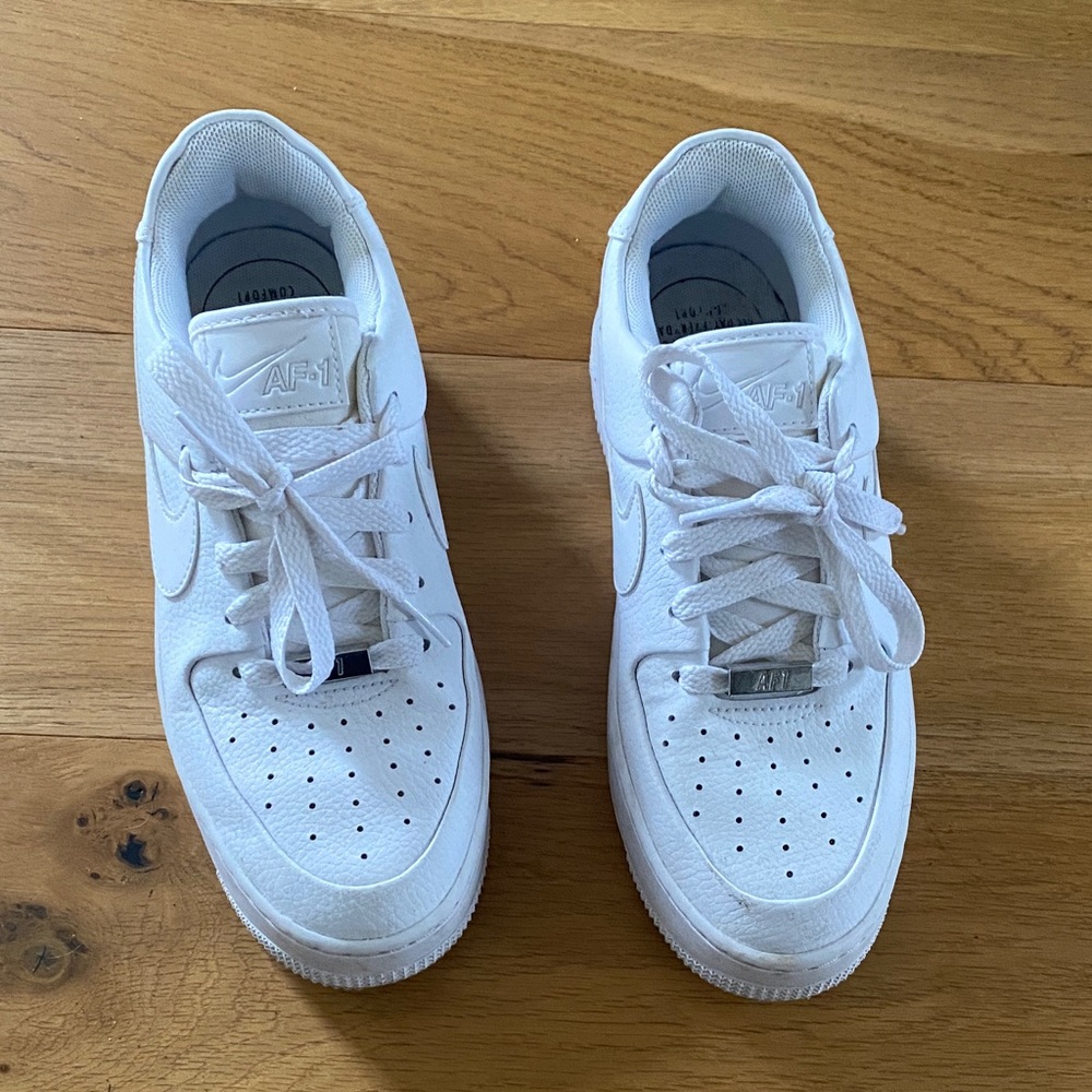 Nike Air Force 1 Sage
